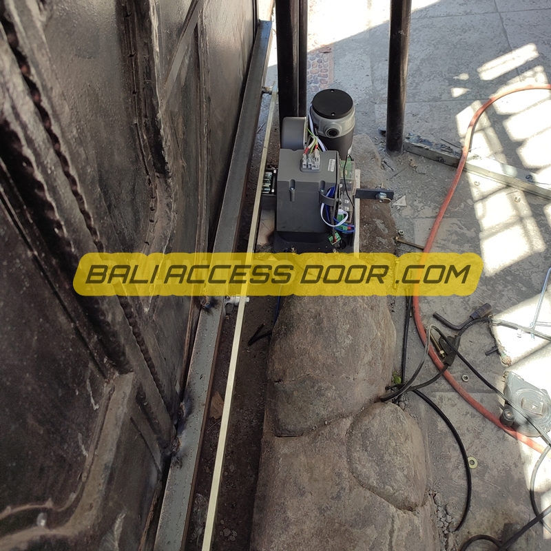 Pintu Gerbang Online di Bali